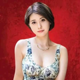 香椎ひなの